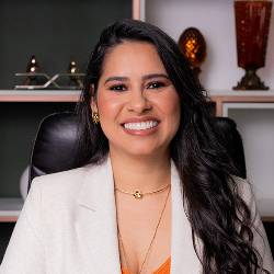 Professor(a) Francinalda Ramos